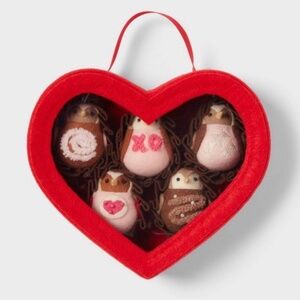 Target Featherly Friends Spritz Valentine’s Day Heart Box of Chocolates Birds